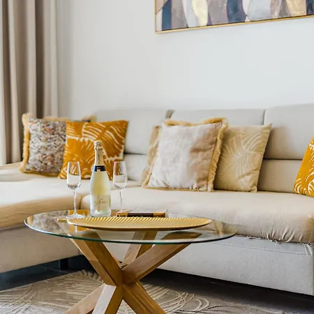 Hermitage Homes Vgl Appartement *